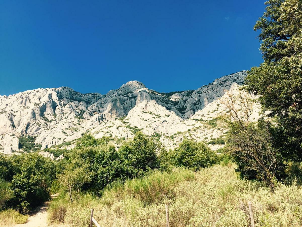 מלון Les Cabanons Sainte Victoire מראה חיצוני תמונה